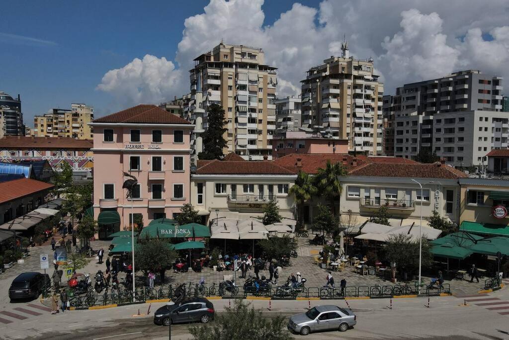 Central Apartment Tirana Esterno foto